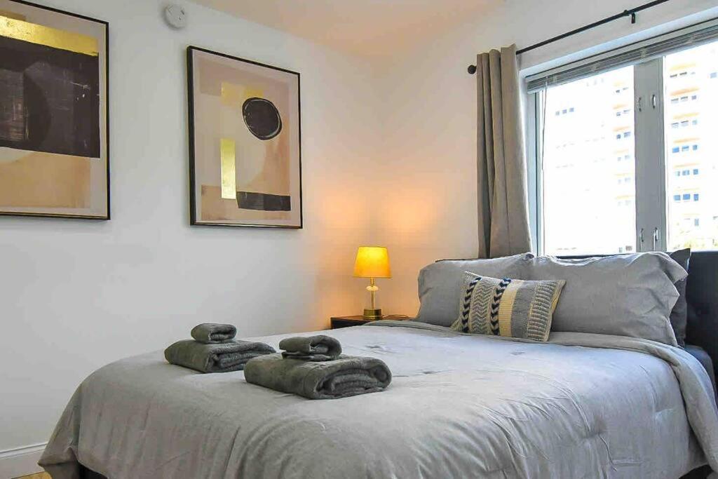 Apartamento Seaside Escape Steps To Beach, Dining, Shopping And Olas!